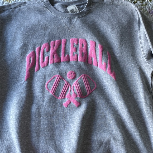 WIN.E navy blue white or grey pink pickleball sweatshirt NWT cotton blend sizeXL - Picture 9 of 9